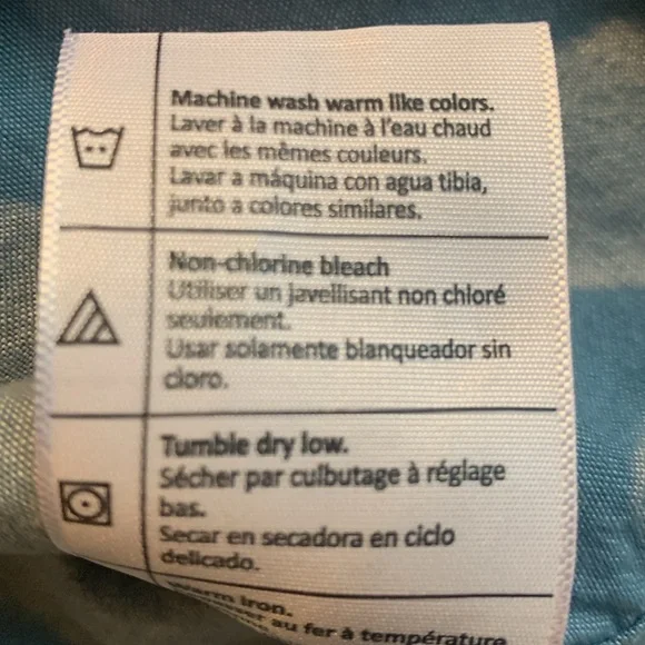 Men’s Carhartt light blue, short sleeve button up. Washed, never worn. Size 2XL - Picture 6 of 8